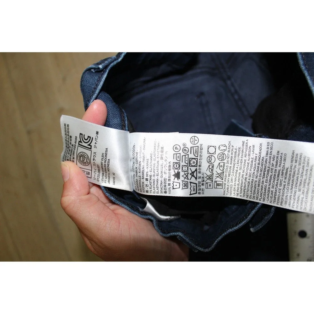 Levi's 511 Slim Fit Jeans Mens 32x34 Dark Indigo Blue Stretch Denim 04511-0717